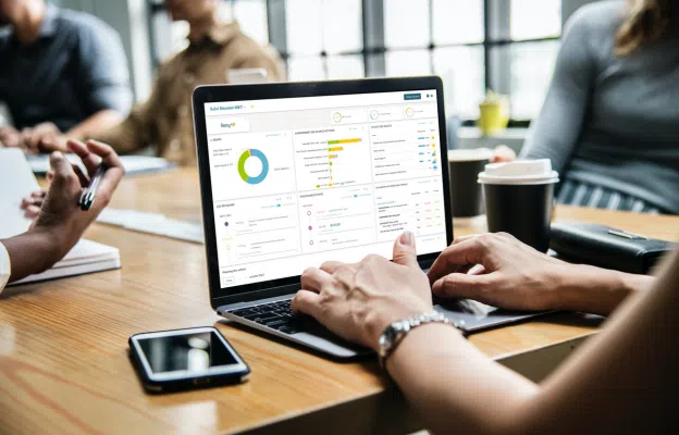 Beesy pour toutes les équipes La solution collaborative de gestion de projet, activité et réunion pour les équipes 🐝
